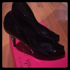 Kate Spade black patent “dip” peep toe heels